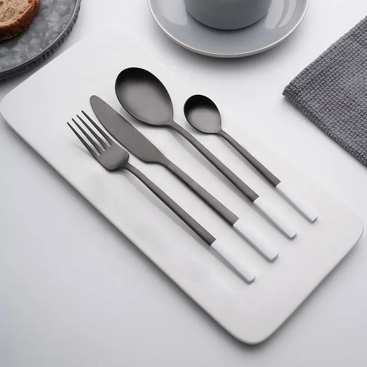VAV GET 16-PIECE FLATWARE CUTLERY SET FOR 4 PEOPLE.