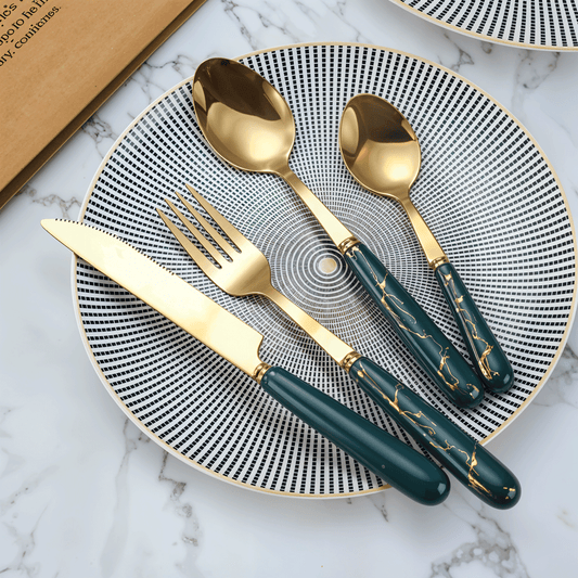 VAV GET 24-PIECE FLATWARE CUTLERY SET FOR 6 PEOPLE.