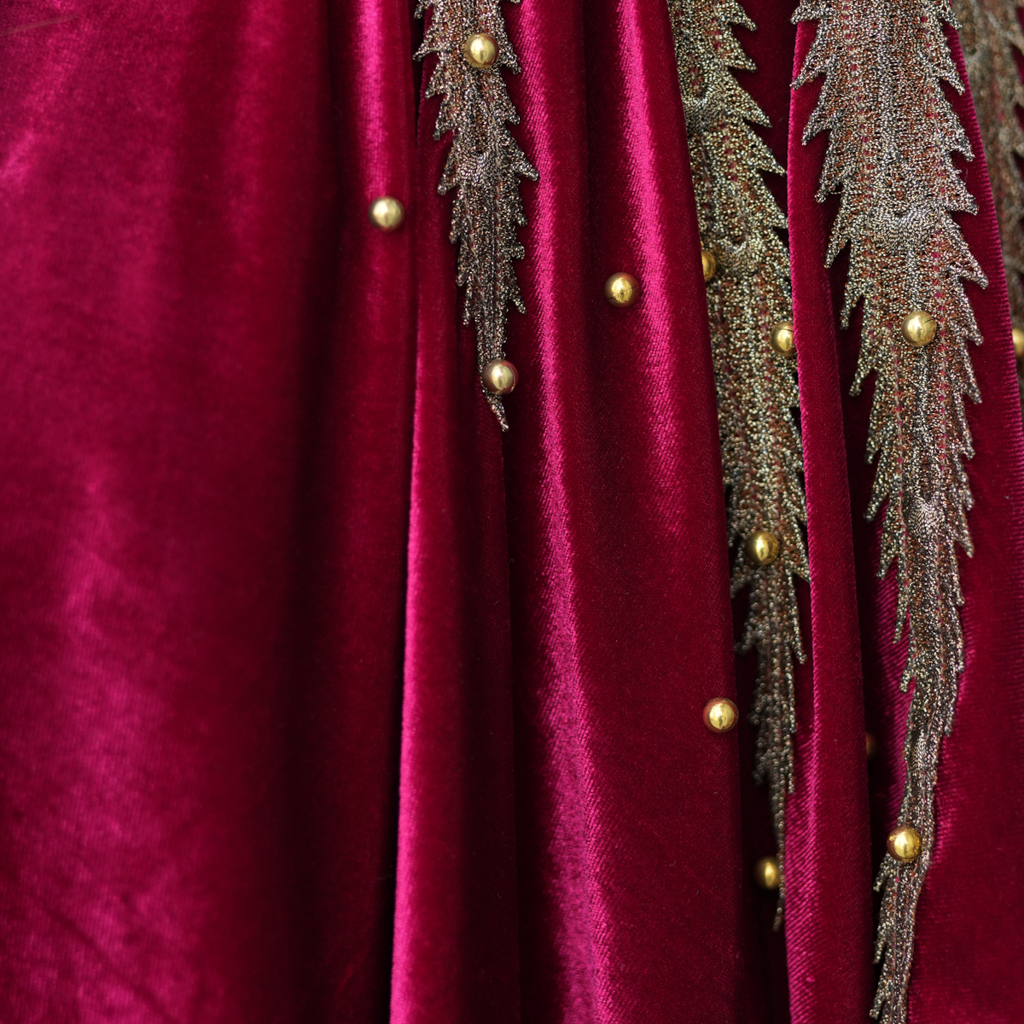 floral design abaya, printed abaya in uae, modern abaya, velvet abayas in uae